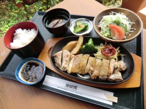 写真７　車留満定食　